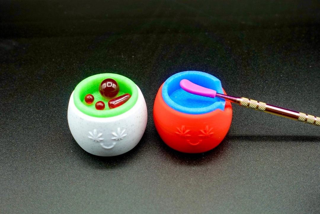 Chill Buddy Mood Concentrate Catcher | Paintbrush Holder | Silicone Surface | Dab Tool Holder | Terp Pearl Display